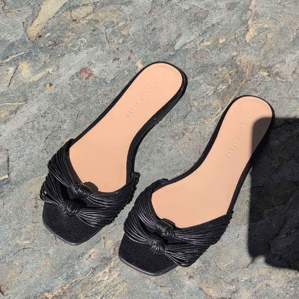 Veronica Beard Black Knotted Slide Mules